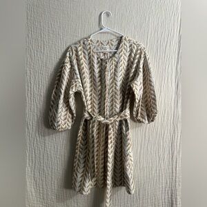 Mirth Beige and Gold Patterned Bird Dress Sz sm